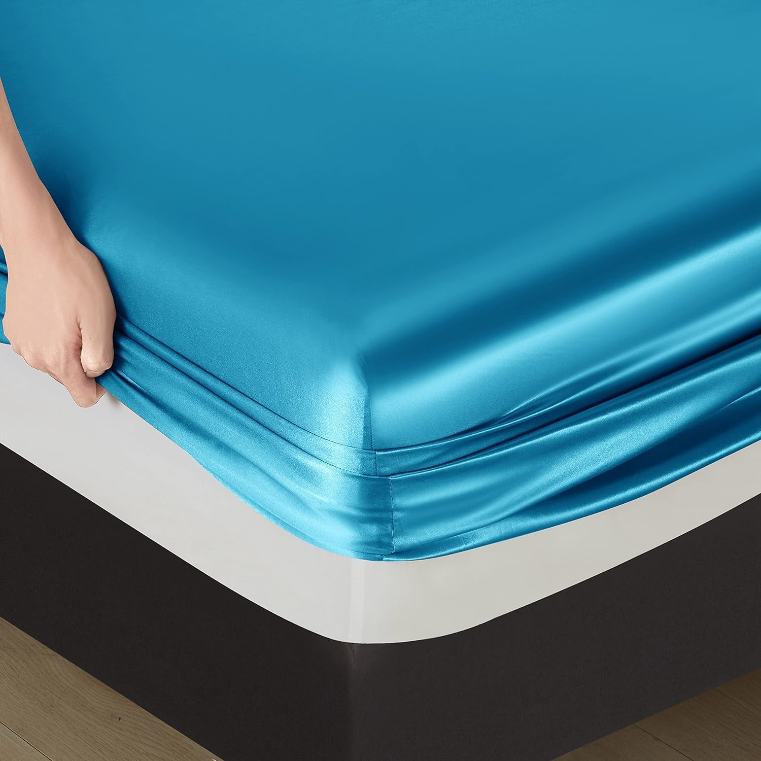  Satin Cooling Sheets 